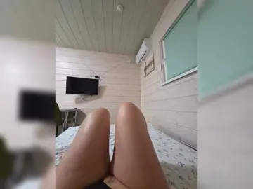Angelia22  live sex cam