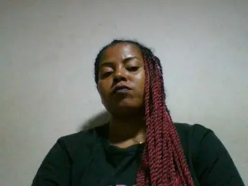 Barbie12  live sex cam