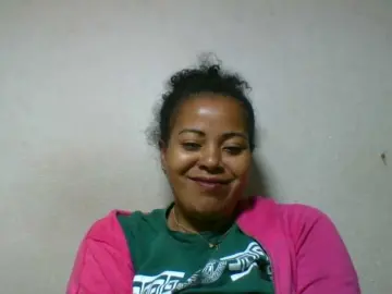 Barbie12  live sex cam