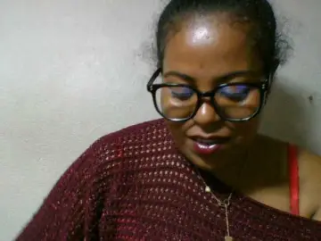 Barbie12  live sex cam