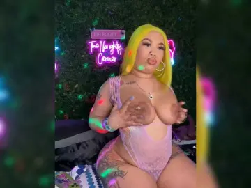 BigButtSarena  live sex cam