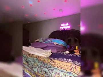 BigButtSarena  live sex cam