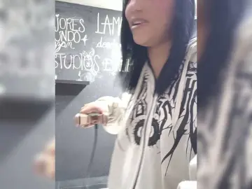 IsaAkerman  live sex cam