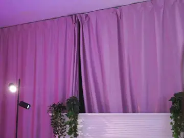 JessyKisss  live sex cam