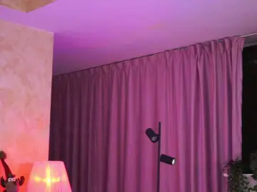 JessyKisss  live sex cam