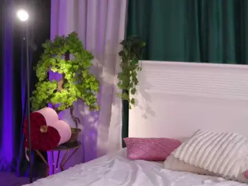 JessyKisss  live sex cam