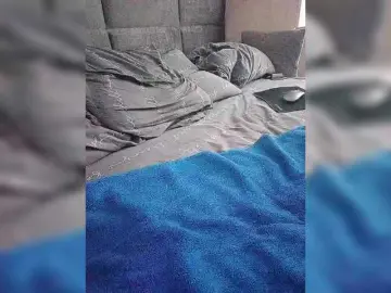 Koshecka77  live sex cam