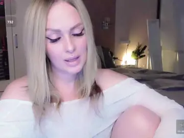 LibbyNora  live sex cam