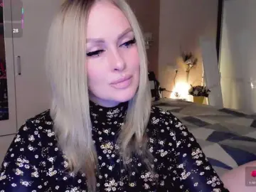LibbyNora  live sex cam