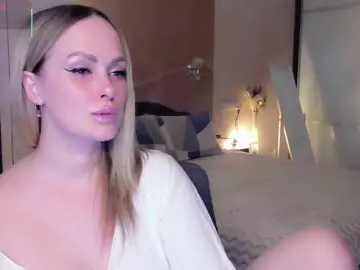 LibbyNora  live sex cam