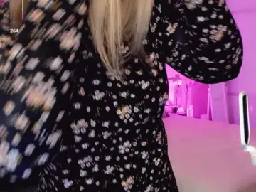 LibbyNora  live sex cam