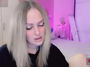LibbyNora  live sex cam