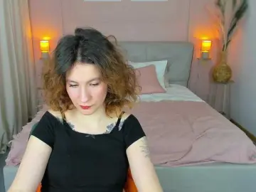 Laimaa  live sex cam