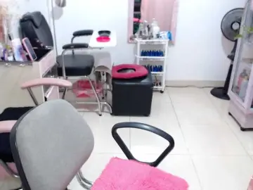 Titsbiglovers  live sex cam