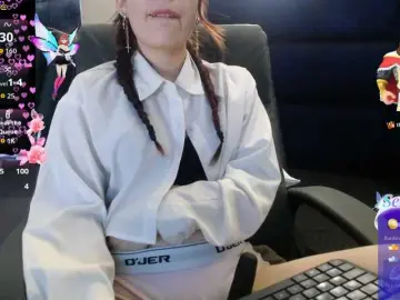 -yuyi  live sex cam