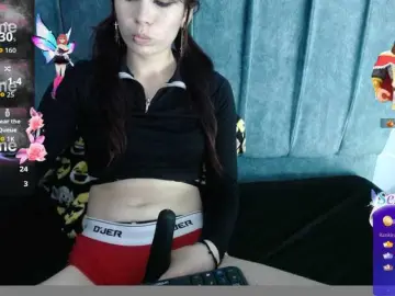 -yuyi  live sex cam