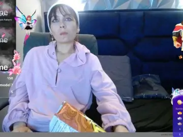 -yuyi  live sex cam