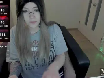 GeraBrown  live sex cam