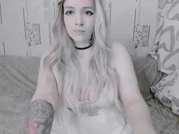 GeraBrown  live sex cam