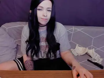GeraBrown  live sex cam