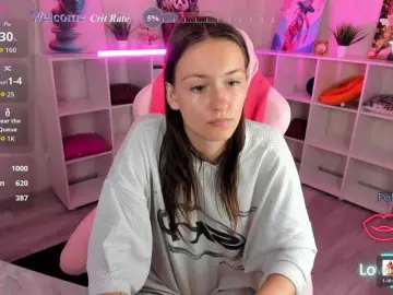 Golden-Whisper  live sex cam