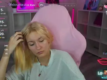 Golden-Whisper  live sex cam