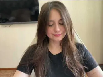 MilanaShalf  live sex cam