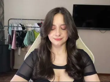MilanaShalf  live sex cam