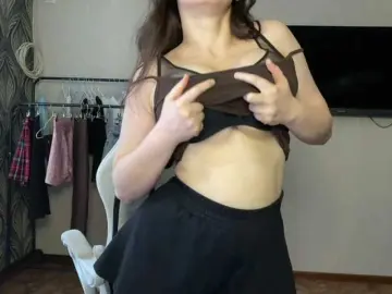 MilanaShalf  live sex cam