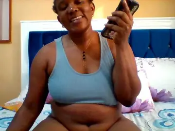 Queenafrica  live sex cam