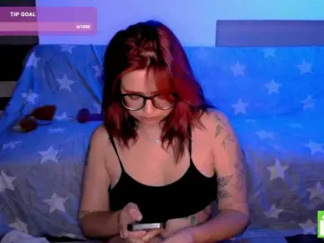 Mymoonstar  live sex cam