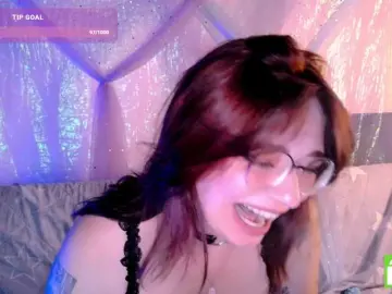 Mymoonstar  live sex cam