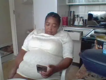 Pussylips53  live sex cam