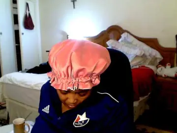 Pussylips53  live sex cam