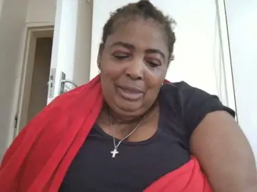 Pussylips53  live sex cam