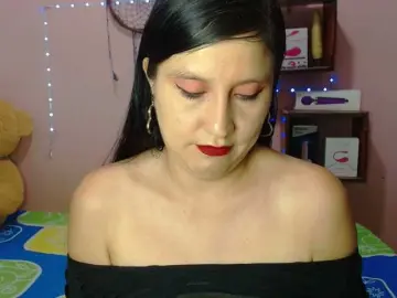 Sexy-annie  live sex cam
