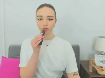 AvaPretty  live sex cam