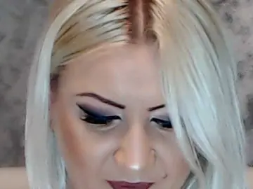 ClaudieTaylon  live sex cam