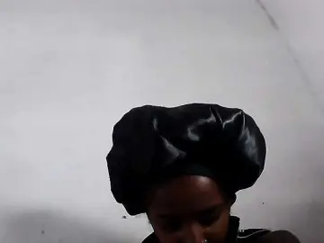 Elinah1  live sex cam