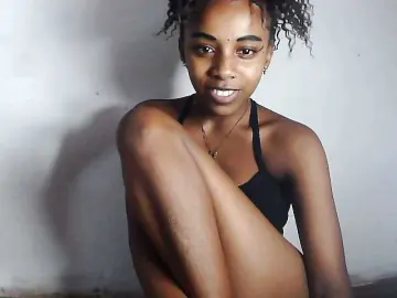 Elinah1  live sex cam