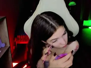 GG-Viper  live sex cam