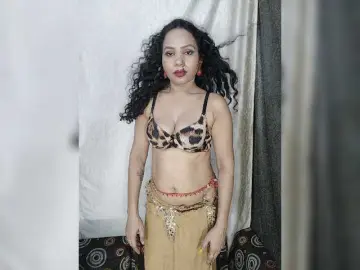 Girja-P-M  live sex cam
