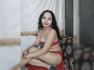 Girja-P-M  live sex cam