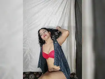 Girja-P-M  live sex cam