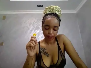 Jean022  live sex cam