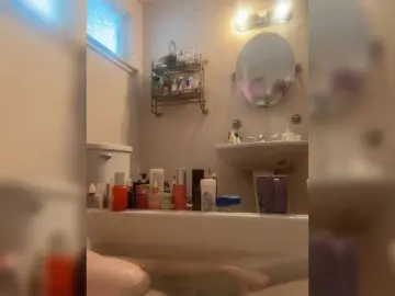 JullietteLatte  live sex cam