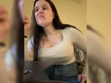 JullietteLatte  live sex cam