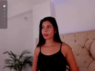 Nia-benson  live sex cam
