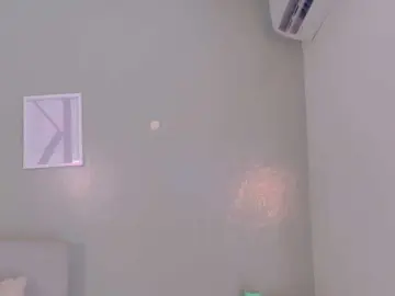 Kendalmiller  live sex cam