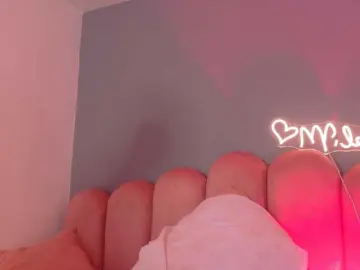 Kendalmiller  live sex cam